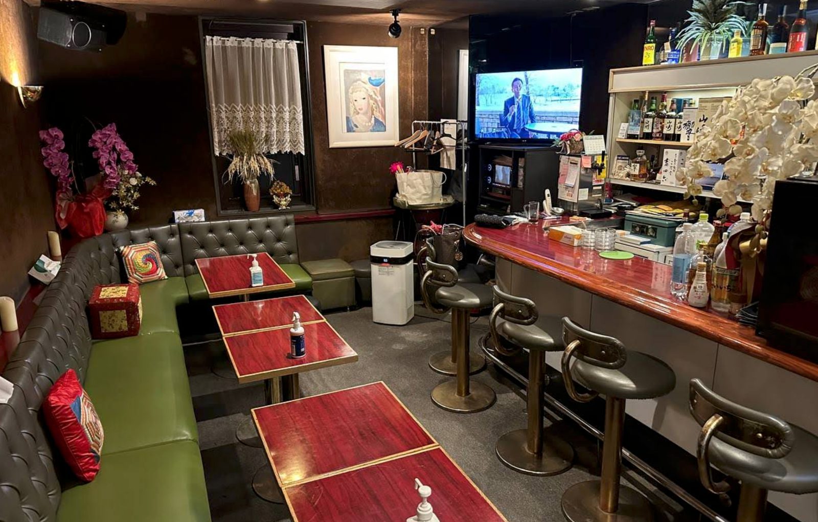 スナック コルドンブルーKANG 店内写真